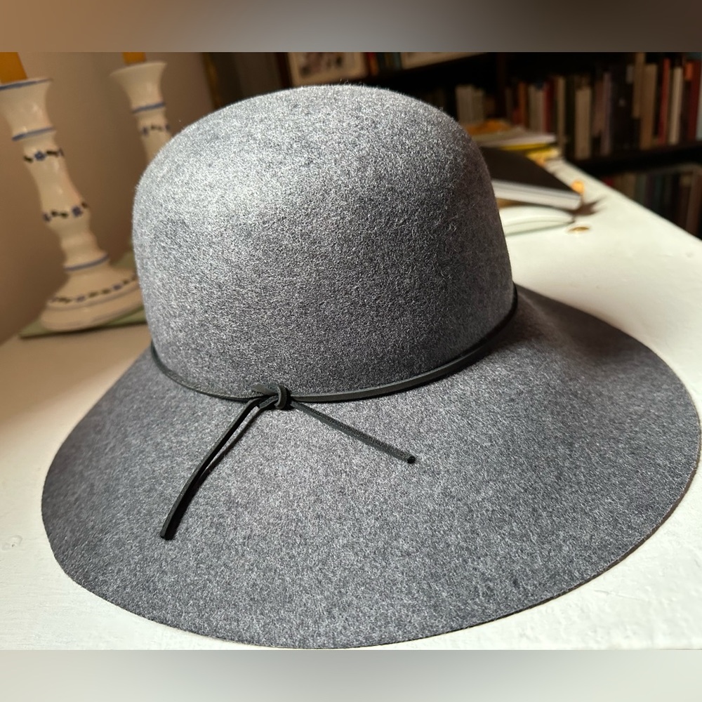 100% wool cashmere ladies hat with leather tassel